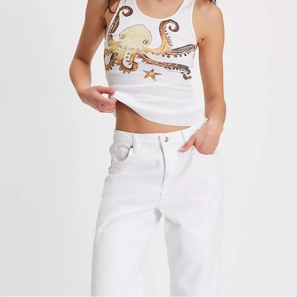 Free People Ragabond White Tank Top with Octopus Design - Picture 3 of 7